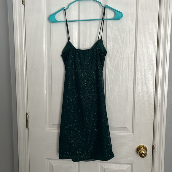 Green Sparkly Dress - Picture 4 of 4